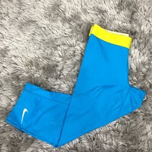 Nike Pro Capris